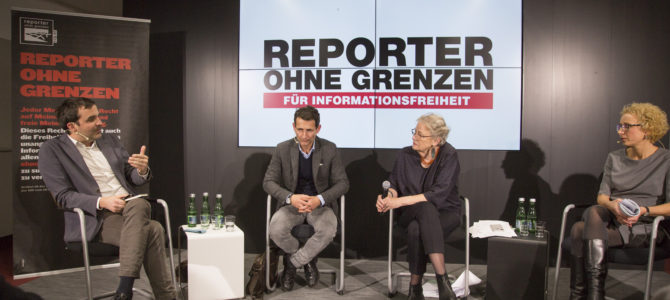 „Wir sind Stenografen und Mikrofonständer der Regierung geworden“ Podiumsdiskussion Medien und Rechtsstaat