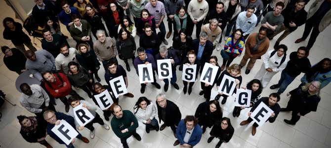 WikiLeaks-Herausgeber Julian Assange endlich freigelassen